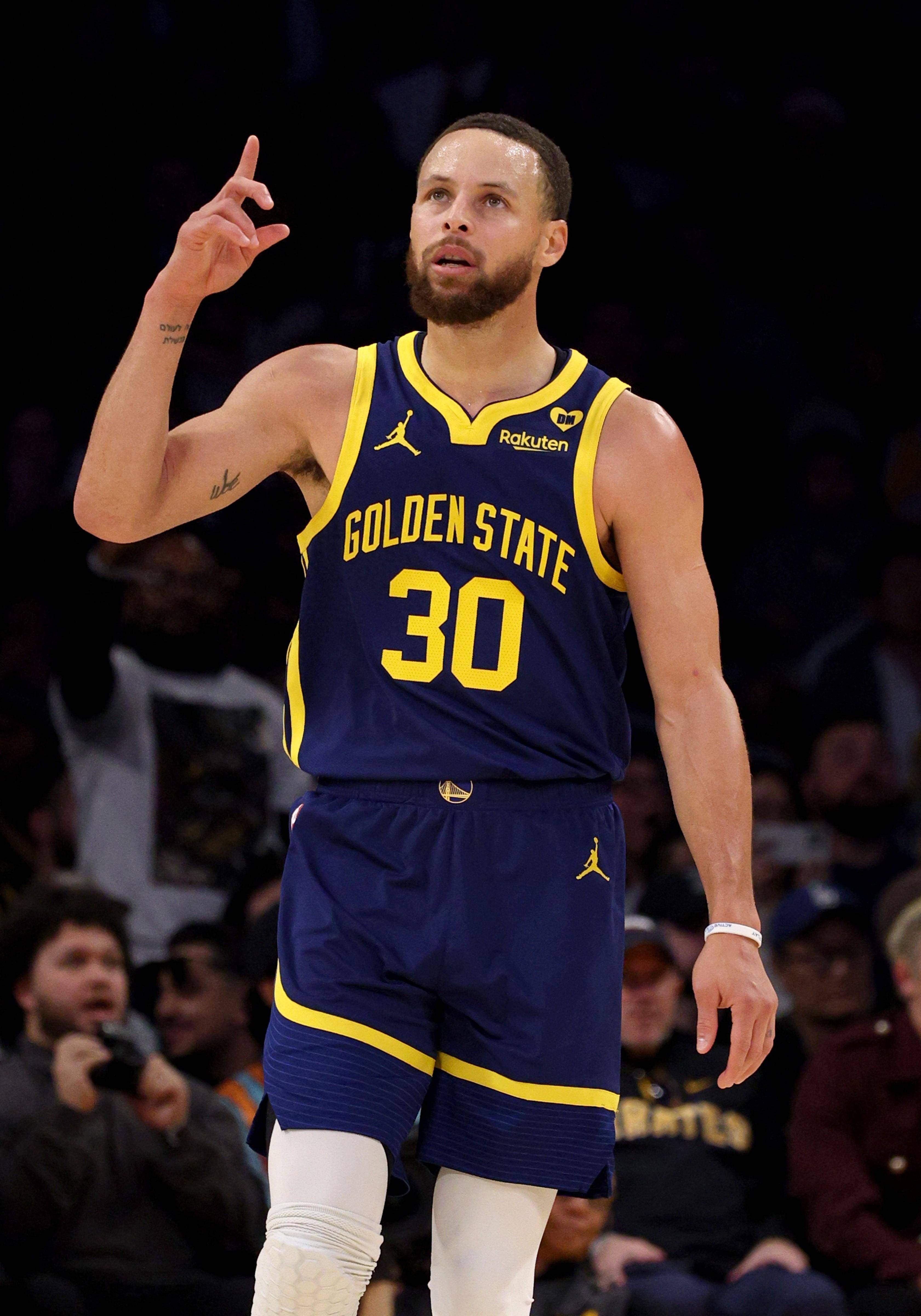 和讨论空间 和讨论空间